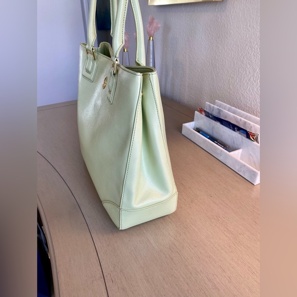 Tory Burch Tote - Robinson - Picture 4 of 11